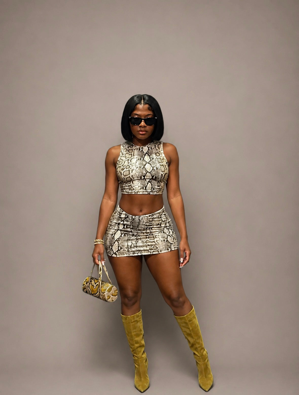Exotic skirt set