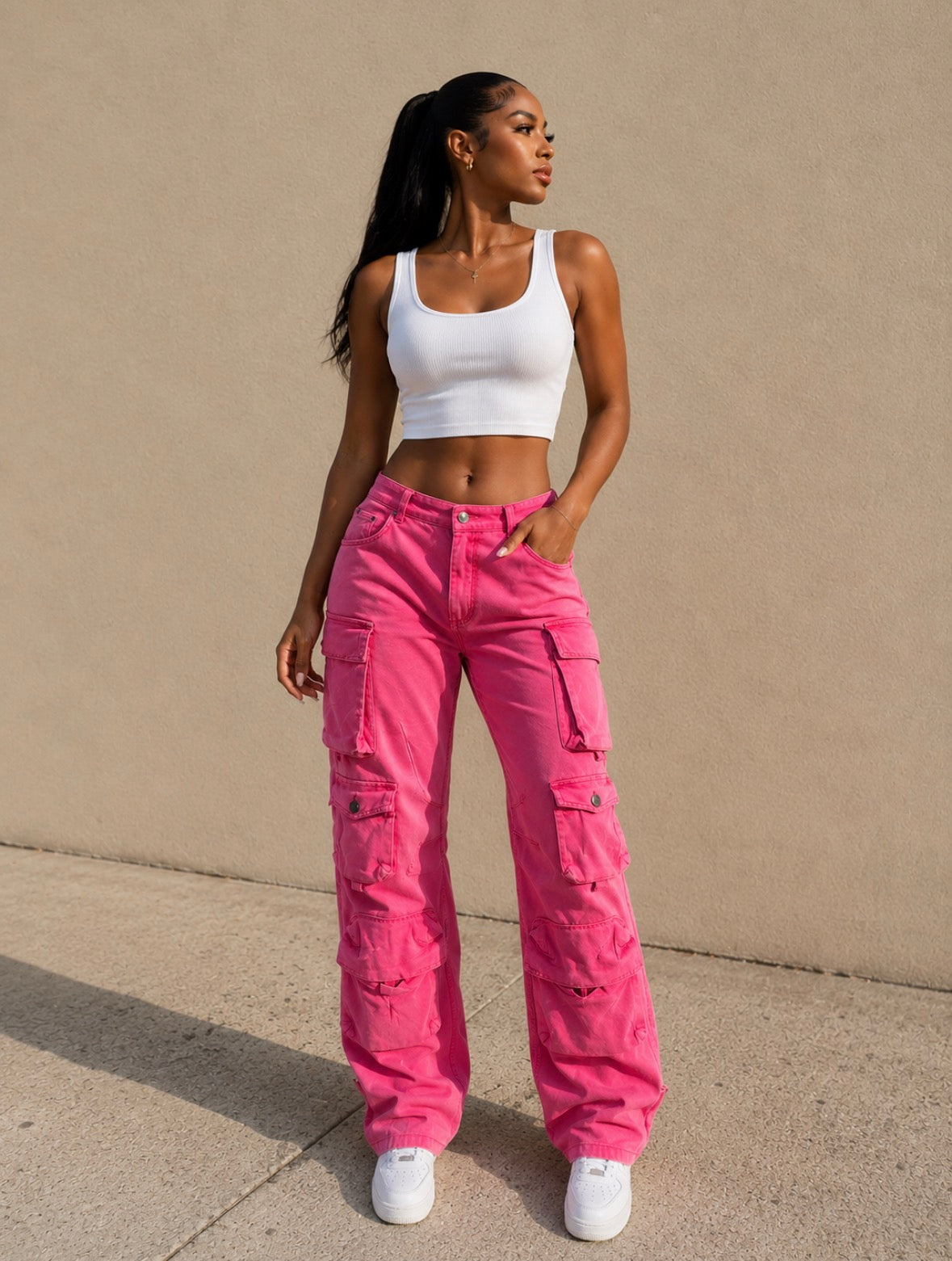 Fuchia cargos
