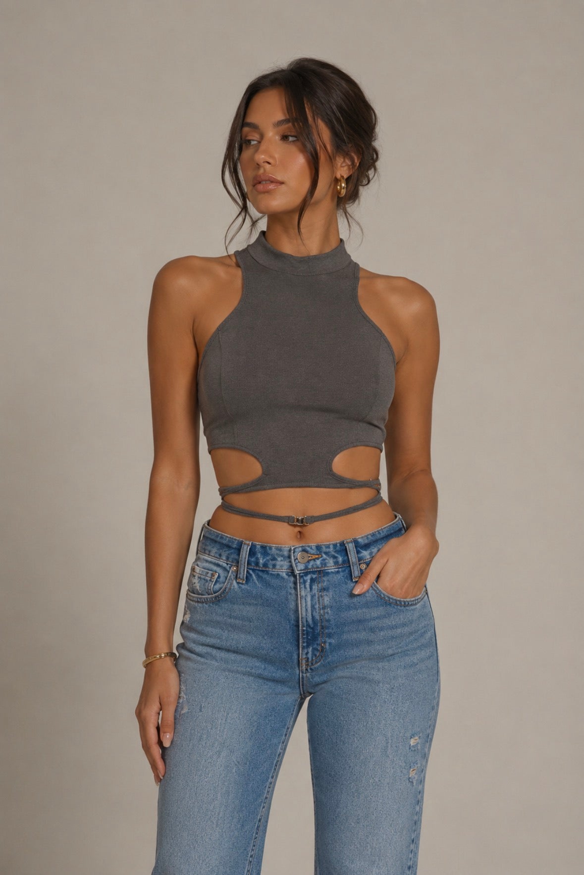 Clasp tank top